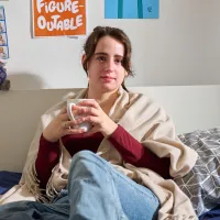 Young person in a safe, Centrepoint home