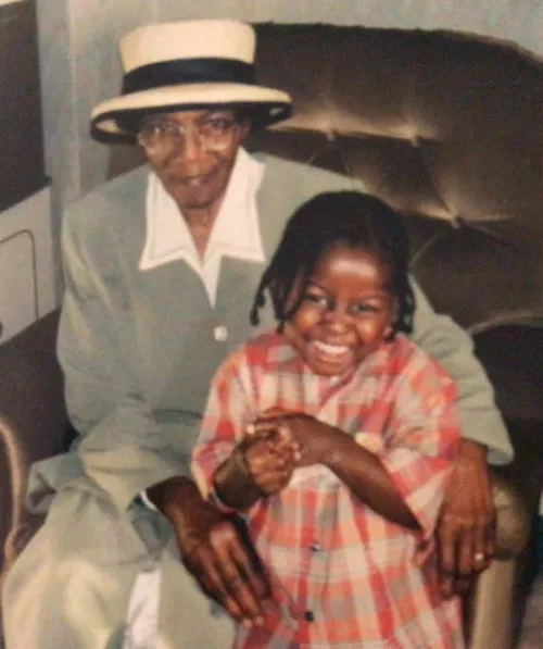 Child smiling with his grandma