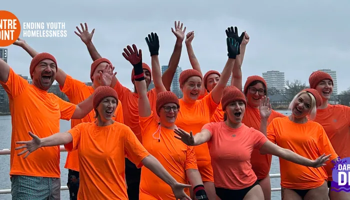 Picture of participants cheering before the dip