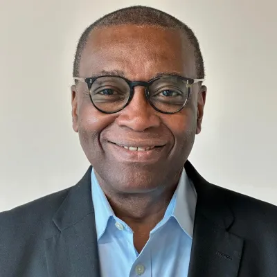 Seyi Obakin